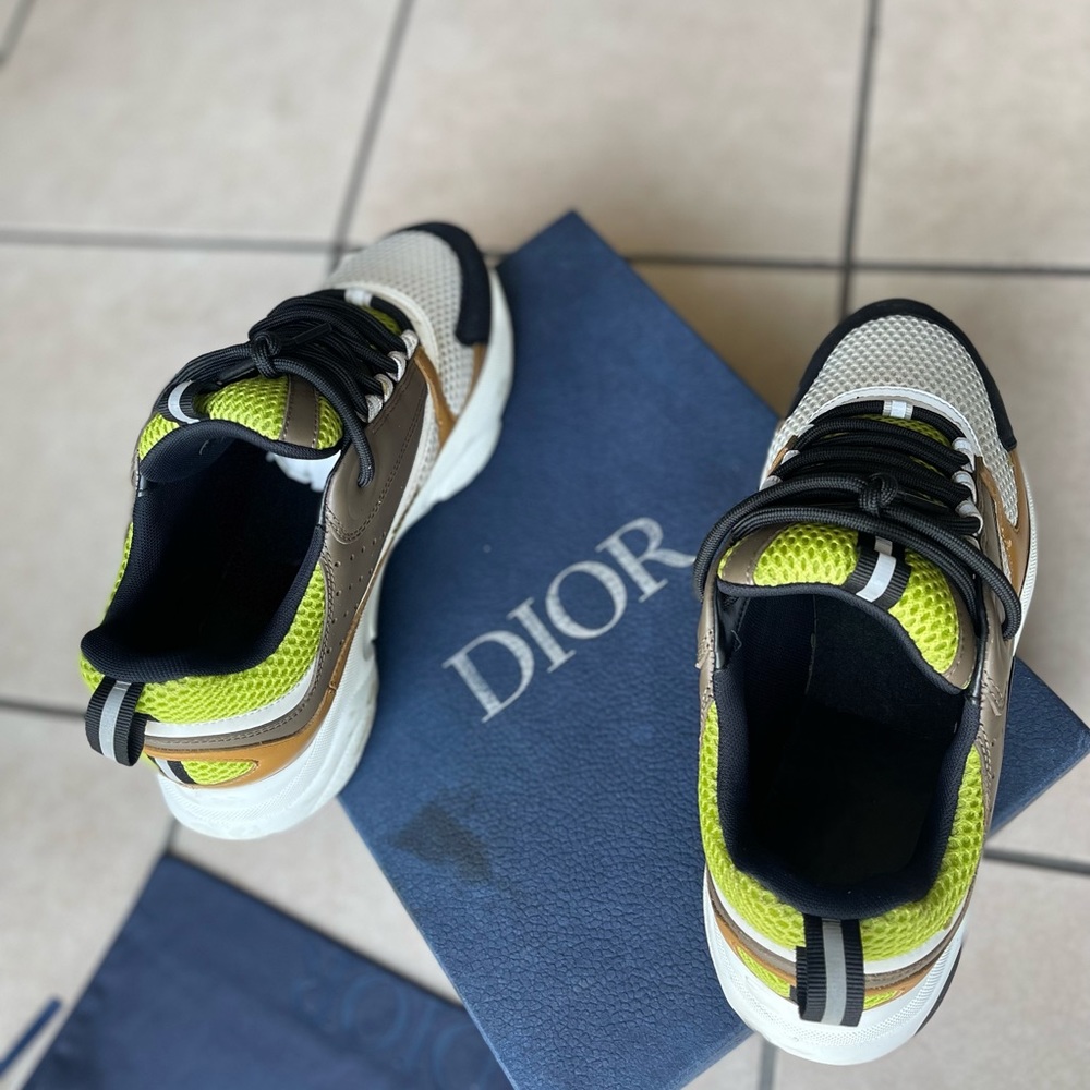 Dior